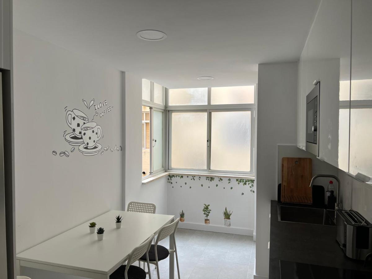 3-Bedroom + Crib - Perfect For The Family Estepona Esterno foto