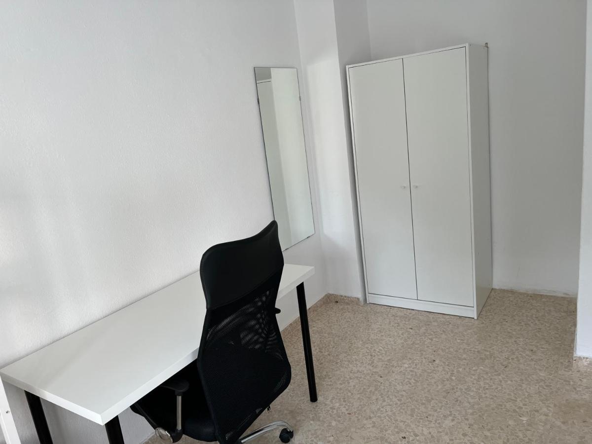 3-Bedroom + Crib - Perfect For The Family Estepona Esterno foto