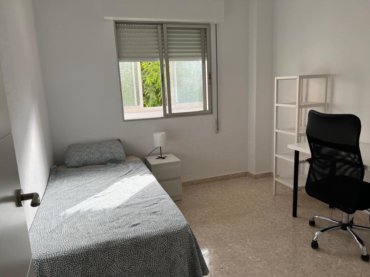 3-Bedroom + Crib - Perfect For The Family Estepona Esterno foto
